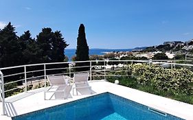 Apartment With Private Pool